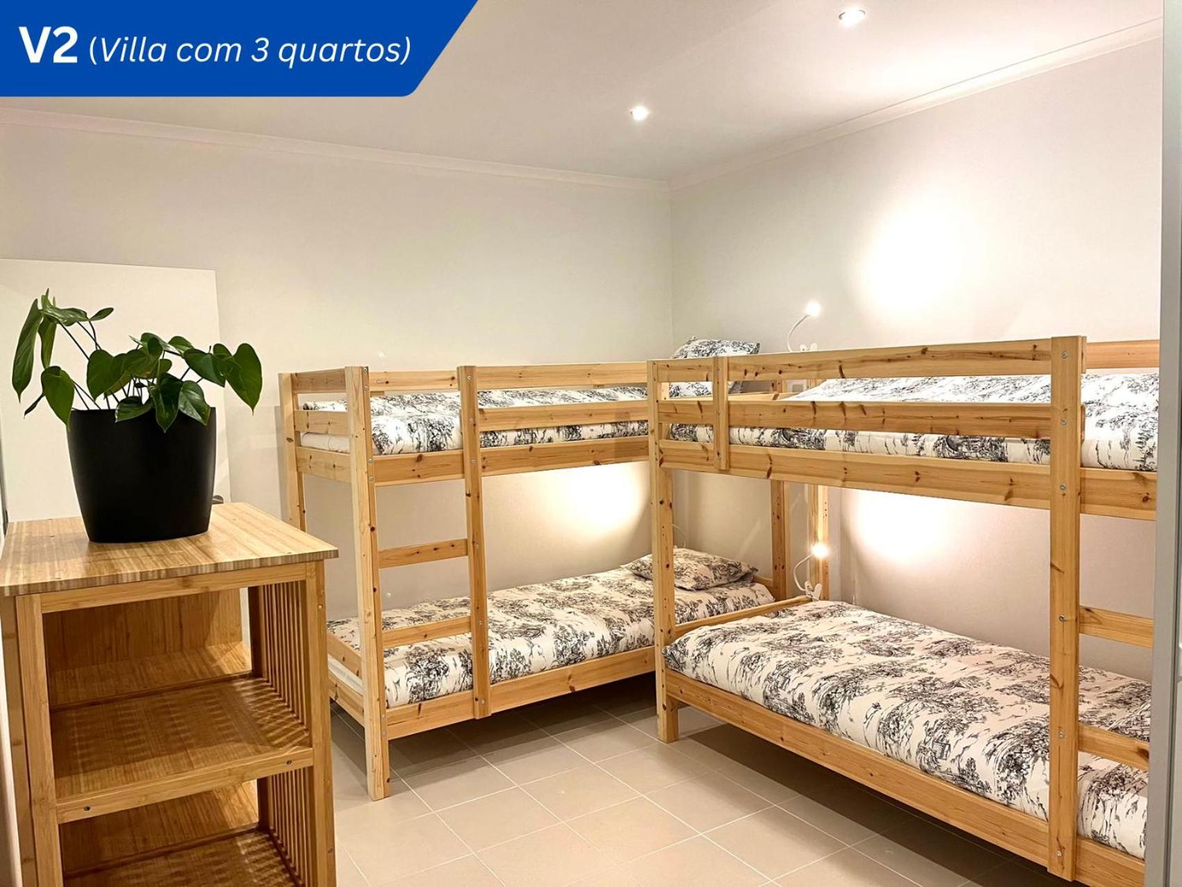 Homestay W.h.house Atouguia Da Baleia