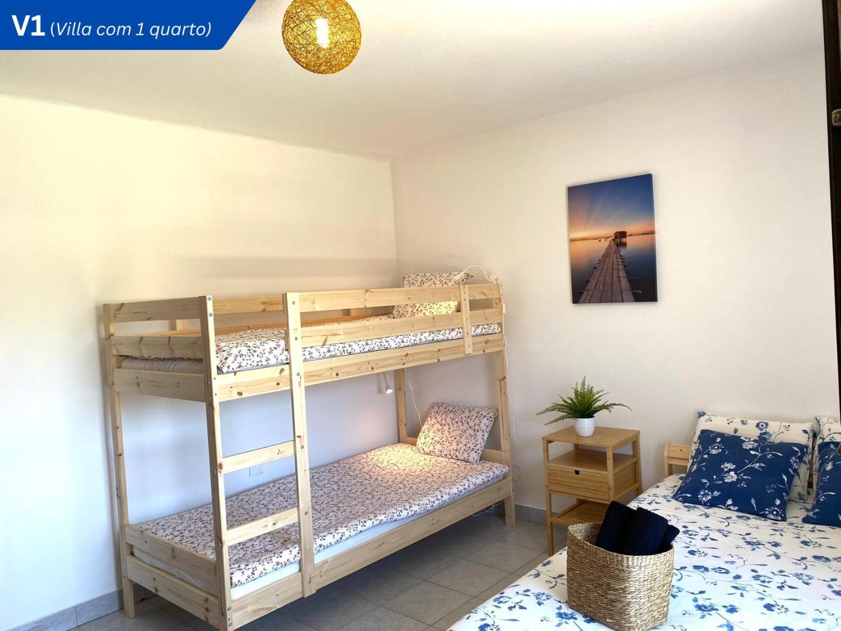 W.h.house Homestay Atouguia Da Baleia